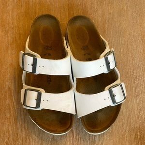 Birkenstock kids white Arizona sandals size eu 33/us 2-2.5